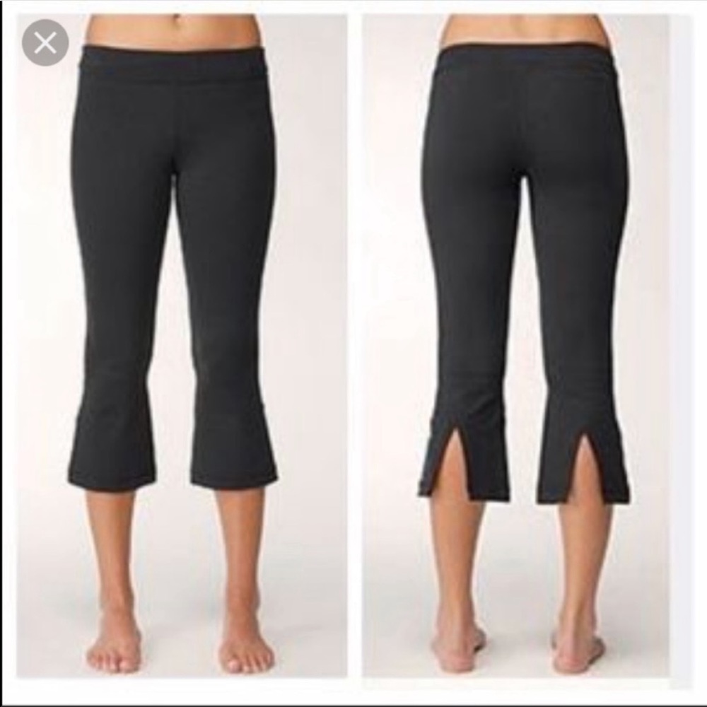 Lululemon black boogie crop leggings